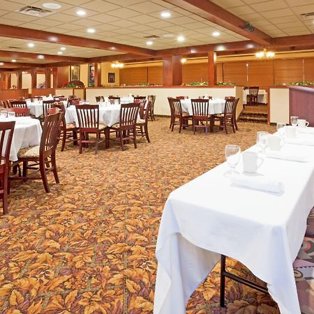 Holiday Inn Alexandria By Ihg Exterior photo